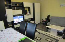 Apartament 2 camere, 52 mp, decomandat, eta intermediar, zona Polus Center