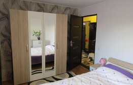 Apartament 2 camere, 52 mp, decomandat, eta intermediar, zona Polus Center