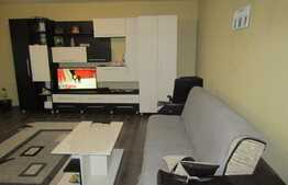 Apartament 2 camere, 52 mp, decomandat, eta intermediar, zona Polus Center