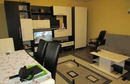 Apartament 2 camere, 52 mp, decomandat, eta intermediar, zona Polus Center