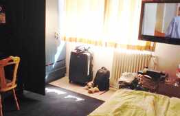 Apartament 2 camere, 54 mp, decomandat, boxa la subsol, zona Hotel Paradis