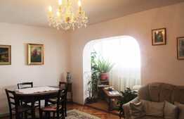 Apartament 4 camere, 98,37 mp, decomandat, garaj, boxa, zona Gheorghe Dima