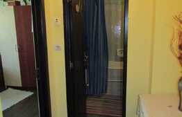 Vanzare apartament 2 camere, 50 mp, zona Mercur