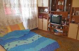 Apartament 2 camere, 42 mp, etaj intermediar, zona Hermes