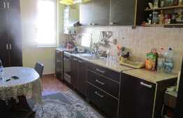 Vanzare 3 camere, 80 mp! Mobilat si utilat! Parcare! Zona strazii Eroilor!