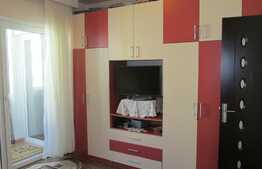 Vanzare 3 camere, 80 mp! Mobilat si utilat! Parcare! Zona strazii Eroilor!