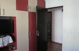 Vanzare 3 camere, 80 mp! Mobilat si utilat! Parcare! Zona strazii Eroilor!