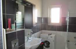 Apartament 3 camere, 61 mp! Mobilat si utilat! Parcare cu CF! Zona Florilor!