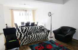 3 camere, 103 mp, decomandat, garaj, parcare, boxa, zona Grand Hotel Italia