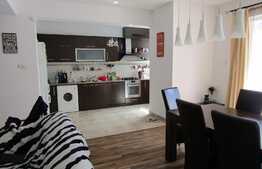 3 camere, 103 mp, decomandat, garaj, parcare, boxa, zona Grand Hotel Italia