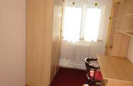 Apartament 3 camere, 49 mp, zona strazii Parang
