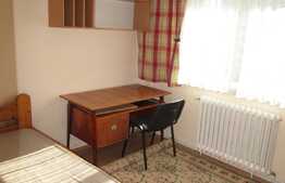 Apartament 3 camere, 49 mp, zona strazii Parang