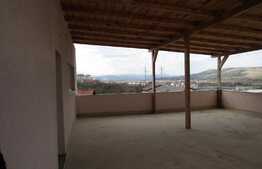 2 camere, 120 mp, decomandat, terasa 120 mp, semifinisat, zona Vivo Center