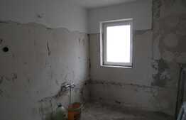 2 camere, 120 mp, decomandat, terasa 120 mp, semifinisat, zona Vivo Center