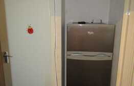 De inchiriat garsoniera, 28 mp, etaj intermediar, zona Mercur