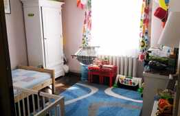 Apartament 3 camere, 66 mp, decomandat, garaj, zona strazii Gheorghe Dima