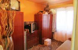 Apartament 3 camere, 65 mp, decomandat, boxa, zona strazii Mogosoaia