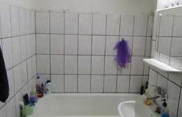 Apartament 3 camere, 65 mp, decomandat, boxa, zona strazii Mogosoaia