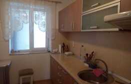 3 camere decomandate, 78 mp, terasa, garaj, in casa/vila, zona Piata Abator