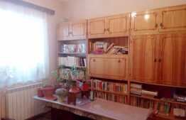 3 camere decomandate, 78 mp, terasa, garaj, in casa/vila, zona Piata Abator