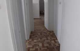 Apartament de vanzare, 3 camere, 55 mp, zona strazii Donath