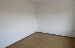 De vanzare apartament 3 camere, 83 mp! Parcare! Zona strazii Avram Iancu!