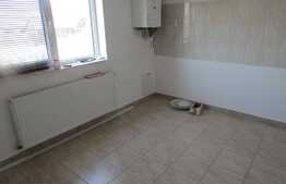 De vanzare apartament 3 camere, 83 mp! Parcare! Zona strazii Avram Iancu!