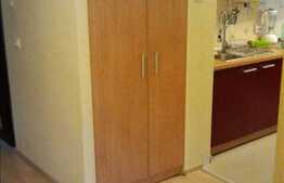 De vanzare 3 camere decomandate, 77 mp utili, boxa la subsol, zona Piata Cipariu