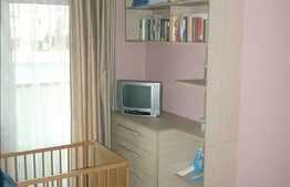 De vanzare 3 camere decomandate, 77 mp utili, boxa la subsol, zona Piata Cipariu