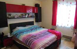 4 camere, 76 mp, decomandat, boxa, etaj intermediar, zona Expo Transilvania