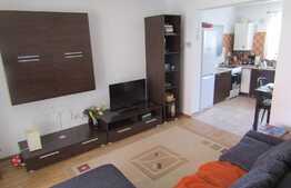 De vanzare triplex, 3 camere, 83 mp, teren de 30 mp! Zona strazii Eroilor!