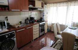Apartament 2 camere, 52 mp, decomandat, zona strazii Fabricii de Zahar