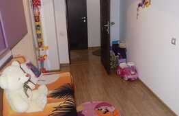 Apartament 3 camere, 70 mp utili, parcare, zona Primaria Baciu