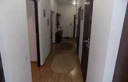 Apartament 3 camere, 70 mp utili, parcare, zona Primaria Baciu