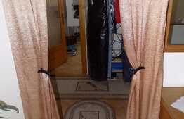 Apartament 3 camere, 80 mp, decomandat, boxa, zona Gradini Manastur