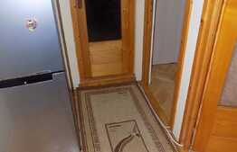 Apartament 3 camere, 80 mp, decomandat, boxa, zona Gradini Manastur