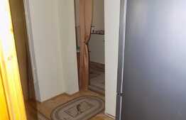 Apartament 3 camere, 80 mp, decomandat, boxa, zona Gradini Manastur