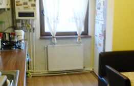 Apartament de vanzare, 2 camere, 52 mp, decomandat, zona Profi. La cheie!