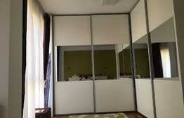 Apartament 2 camere, 68 mp, etaj intermediar, zona strazii Trifoiului