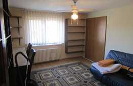 Apartament 5 camere, 100 mp, decomandat, garaj, parcare, zona strazii Suceava