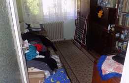 Apartament 4 camere, 67 mp, boxa la subsol, etaj intermediar, zona strazii Bucium