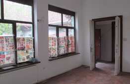 Apartament 3 camere, 96 mp, decomandat, imobil tip casa, zona strazii Napoca