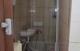 Apartament 3 camere, 96 mp, decomandat, imobil tip casa, zona strazii Napoca
