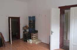Apartament 3 camere, 96 mp, decomandat, imobil tip casa, zona strazii Napoca