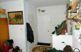 Vanzare apartament 2 camere, zona Aurel Vlaicu