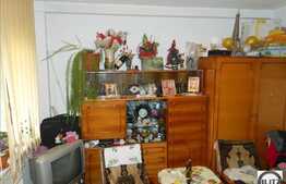 Vanzare apartament 2 camere, zona Aurel Vlaicu