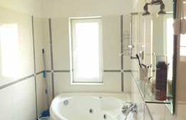 Apartament 2 camere, 40 mp, terasa 65 mp, zona strazii Calea Turzii