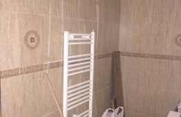 Apartament de vanzare cu 2 camere, 40 mp! Parcare! Zona strazii Tauti!