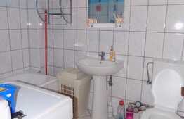 Garsoniera, 36 mp, decomandata, parcare, zona strazii Frunzisului