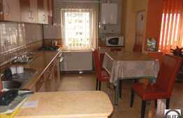 Apartament decomandat cu 4 camere, 87 mp, zona Calea Floresti
